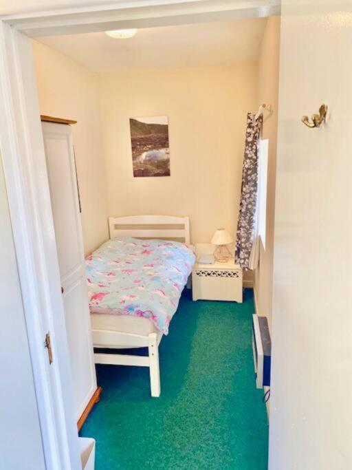 Cosy 2 Bed Cottage Next To Fota Wildlife Park Корк Екстериор снимка